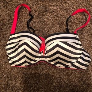 Victoria’s Secret balconette bra